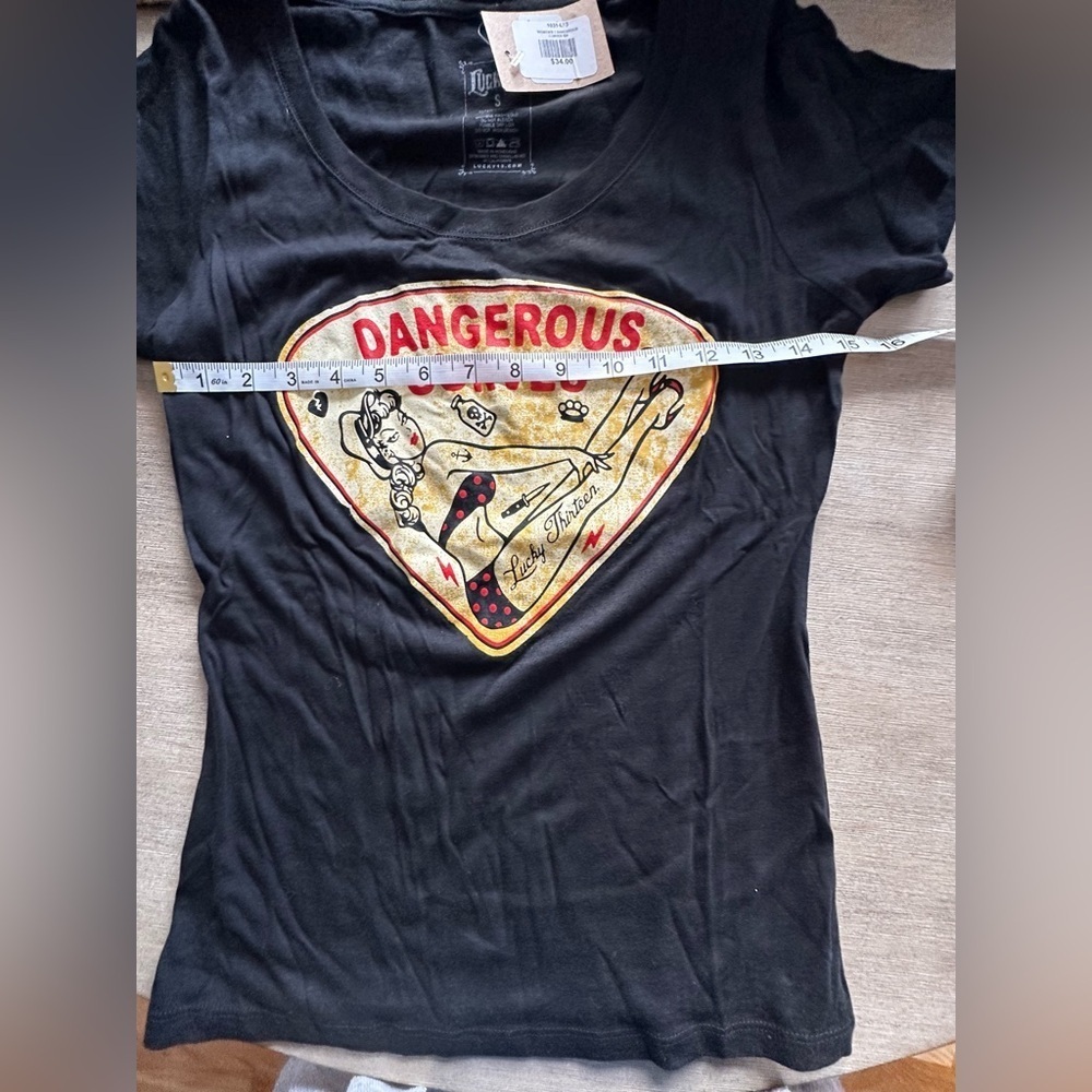Lucky 13 Women's Dangerous Curves
Scoop Neck T-Shirt Black nwt small - Picture 6 of 8